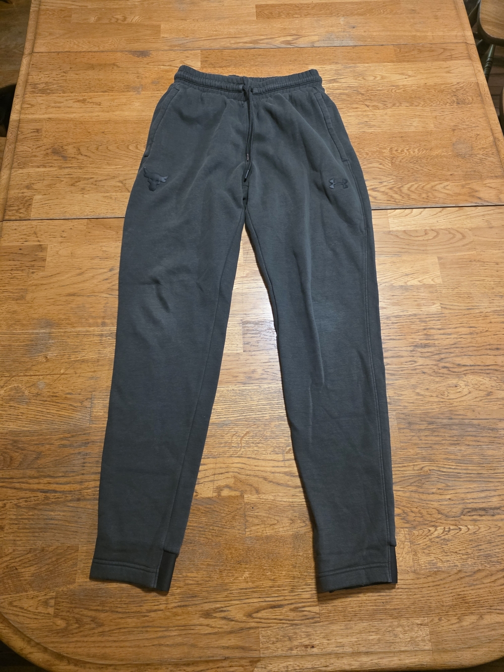 Under Armour Men’s Black Performance Fleece Joggers